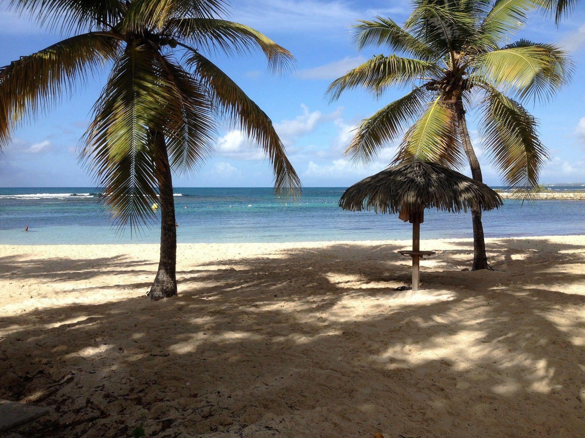 Ti.Maanga Vue Mer Pieds Dans L'Eau Saint-Francois  Exterior foto